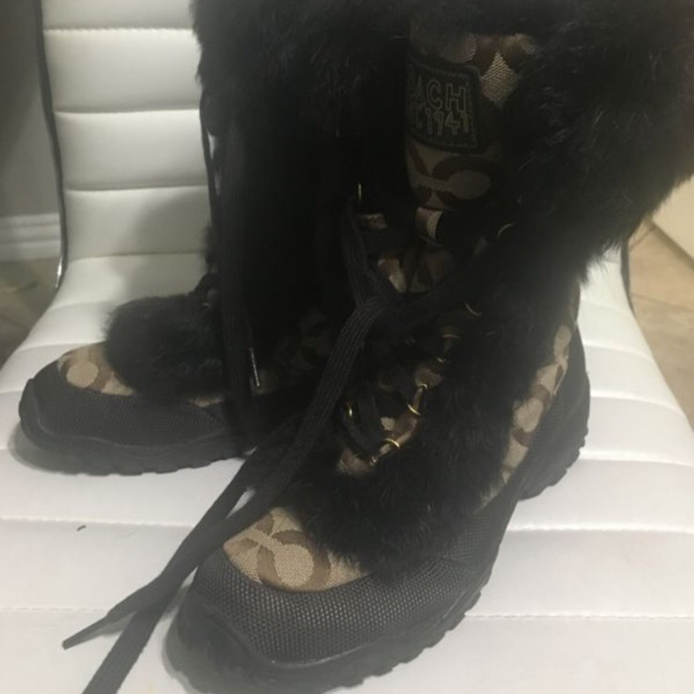 Coach winter boots
